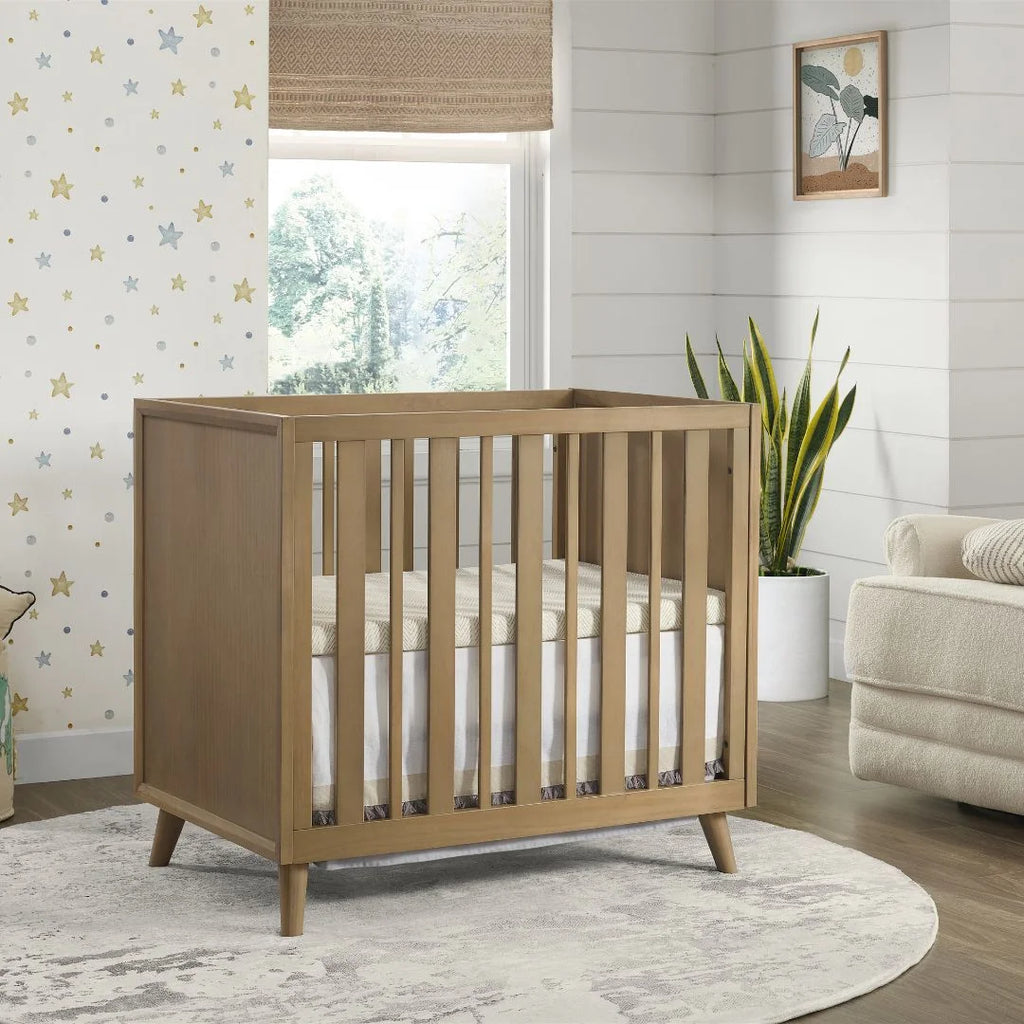 3 in 1 Mini Convertible Crib G4085