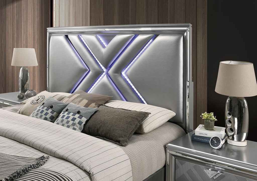 Silver Solid Wood King Bedroom Set 5pcs J518467