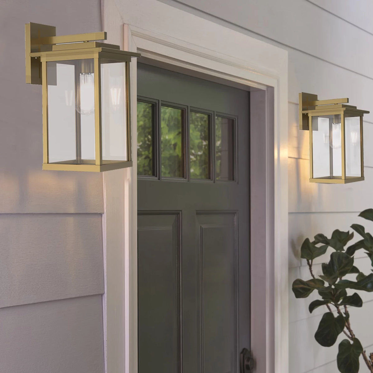 15" Brass Finish Clear Glass Outdoor Wall Light Y151845