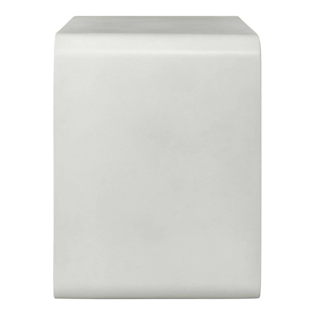 White Accent Cube L445