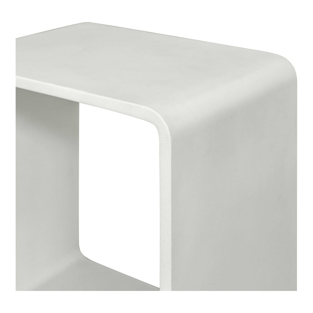 White Accent Cube L445