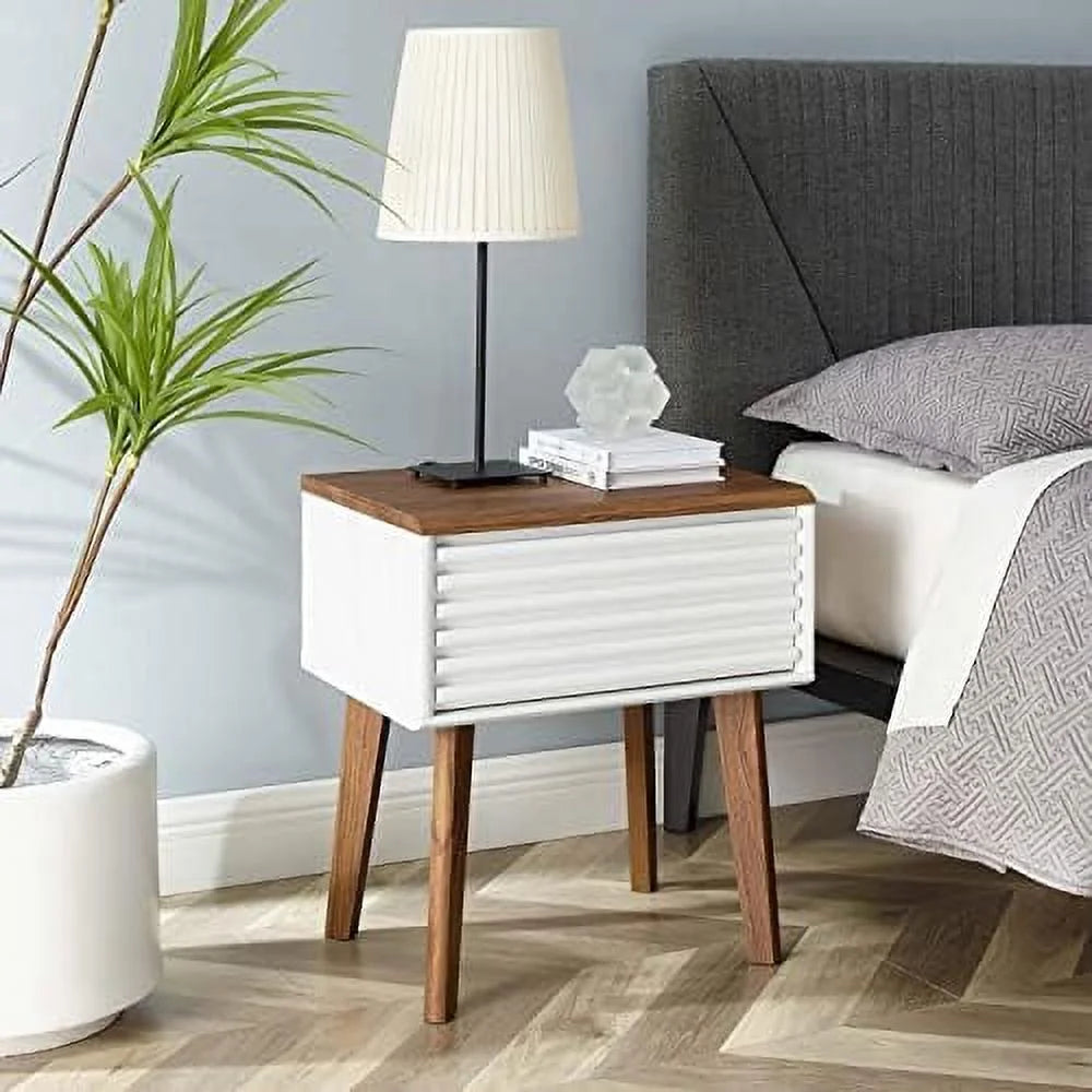 Mid-Century Modern End Table or Nightstand Z14558