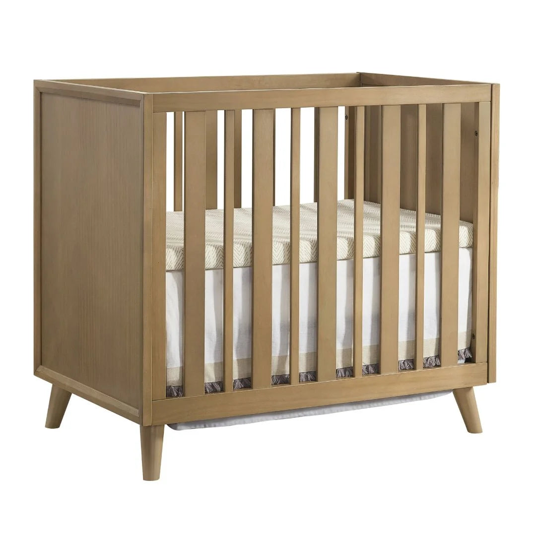3 in 1 Mini Convertible Crib G4085