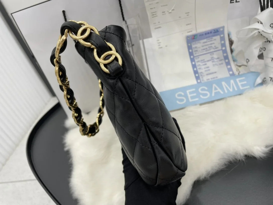 Black Hobo Handbag O899