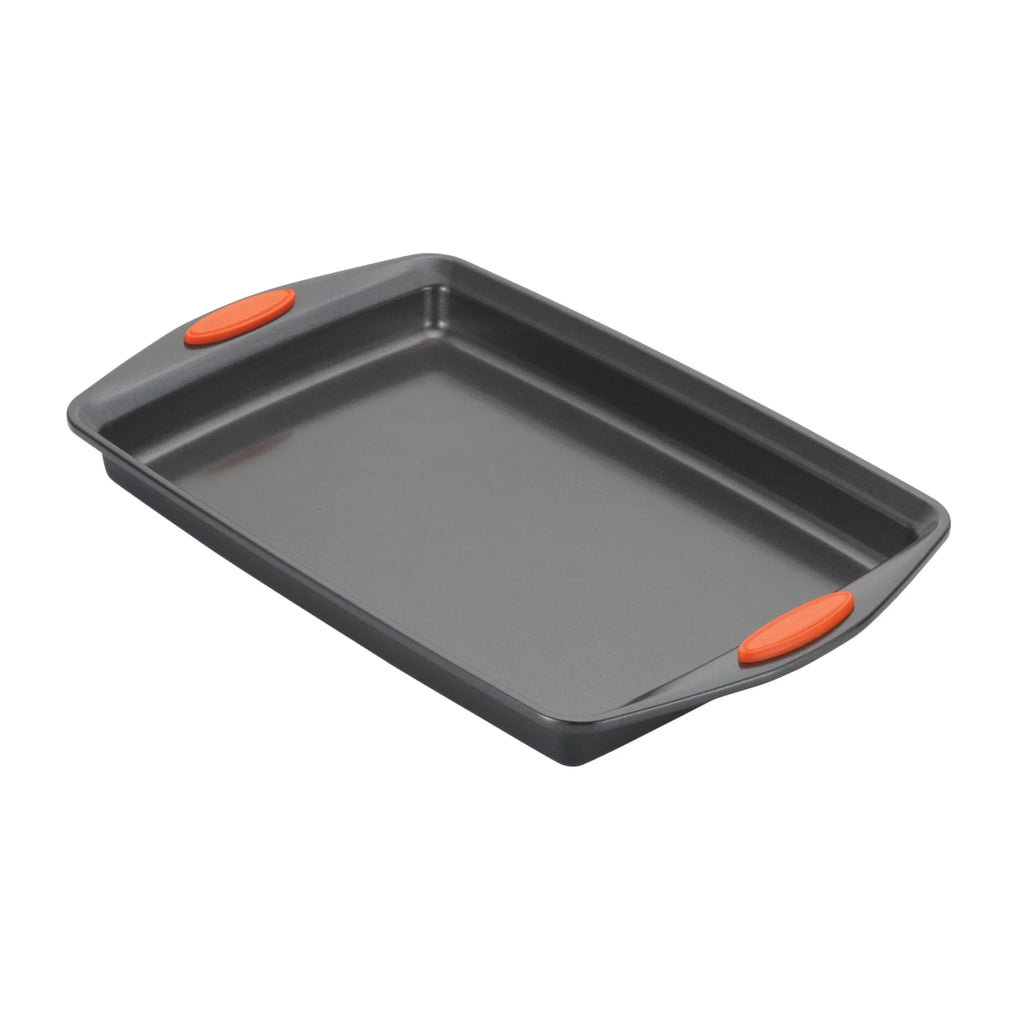 11-Inch by 17-Inch Nonstick Baking Sheet T48994
